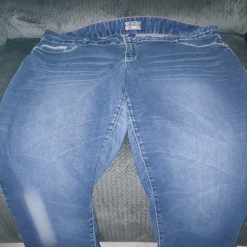 Body Con Skinny Jeans size 24